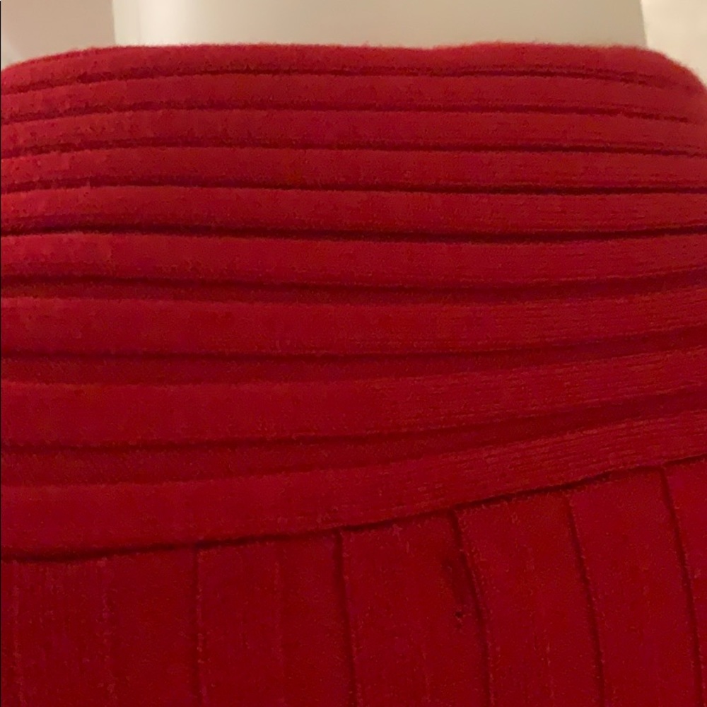 Red Sweater - Picture 4 of 5
